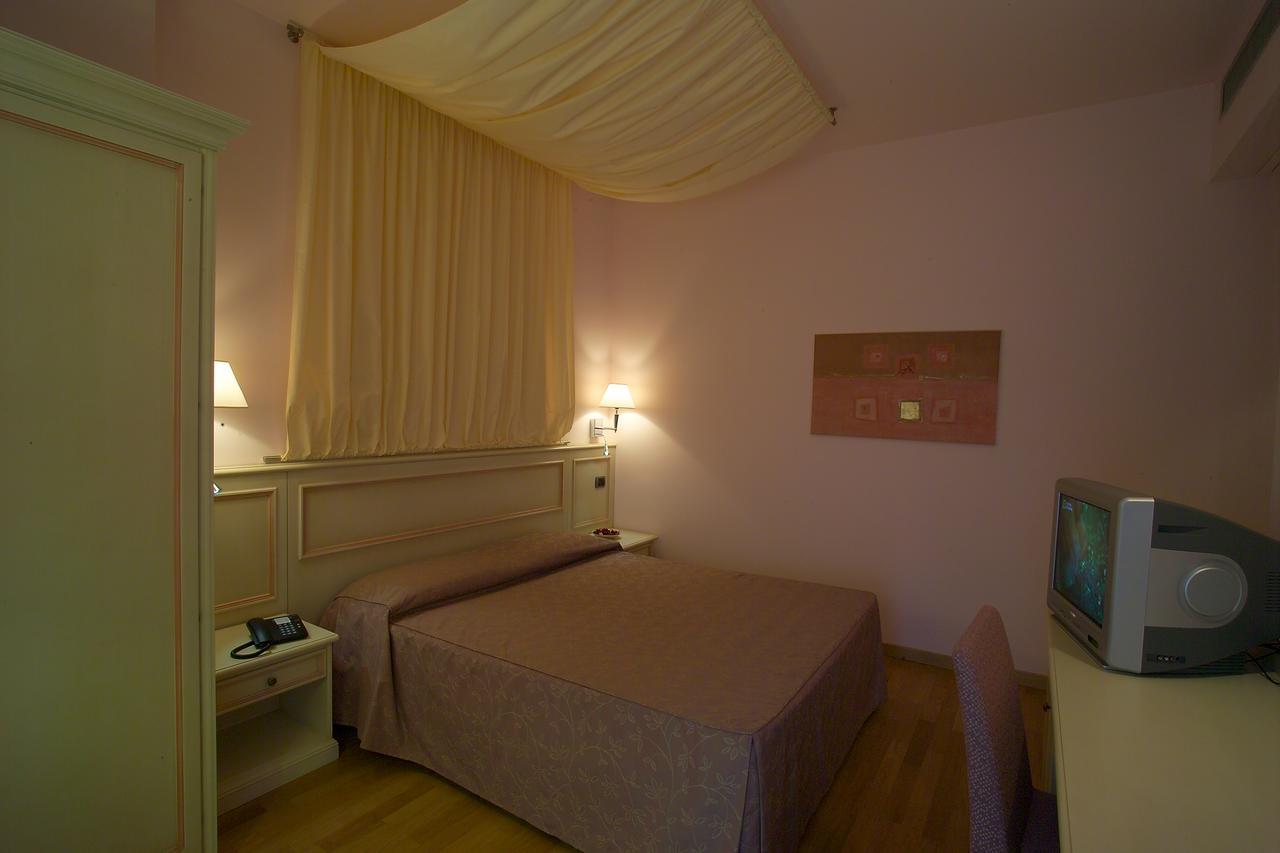 West Florence Campi Bisenzio Εξωτερικό φωτογραφία